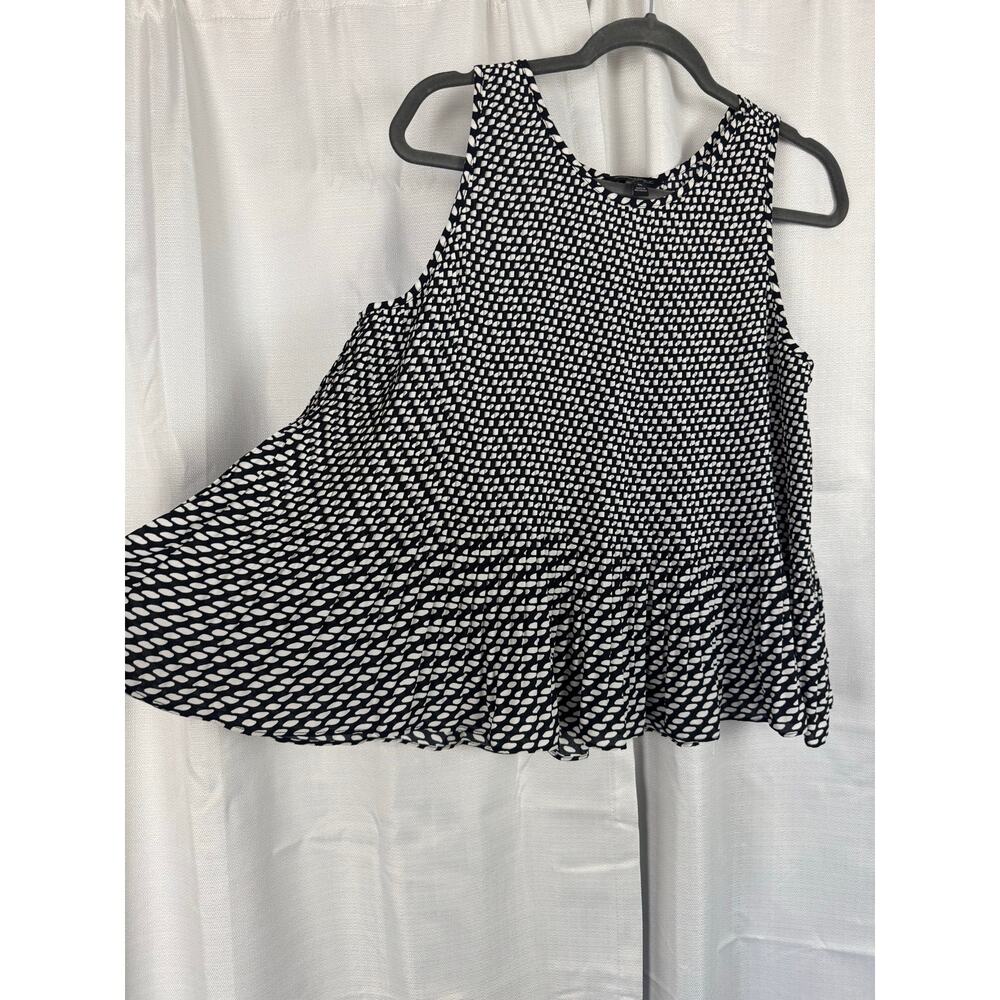 Banana Republic Peplum Tank Top Black White Flowy Minimalist Chic - Picture 2 of 5